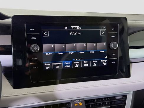 New 2026 Volkswagen Taos SE image 15