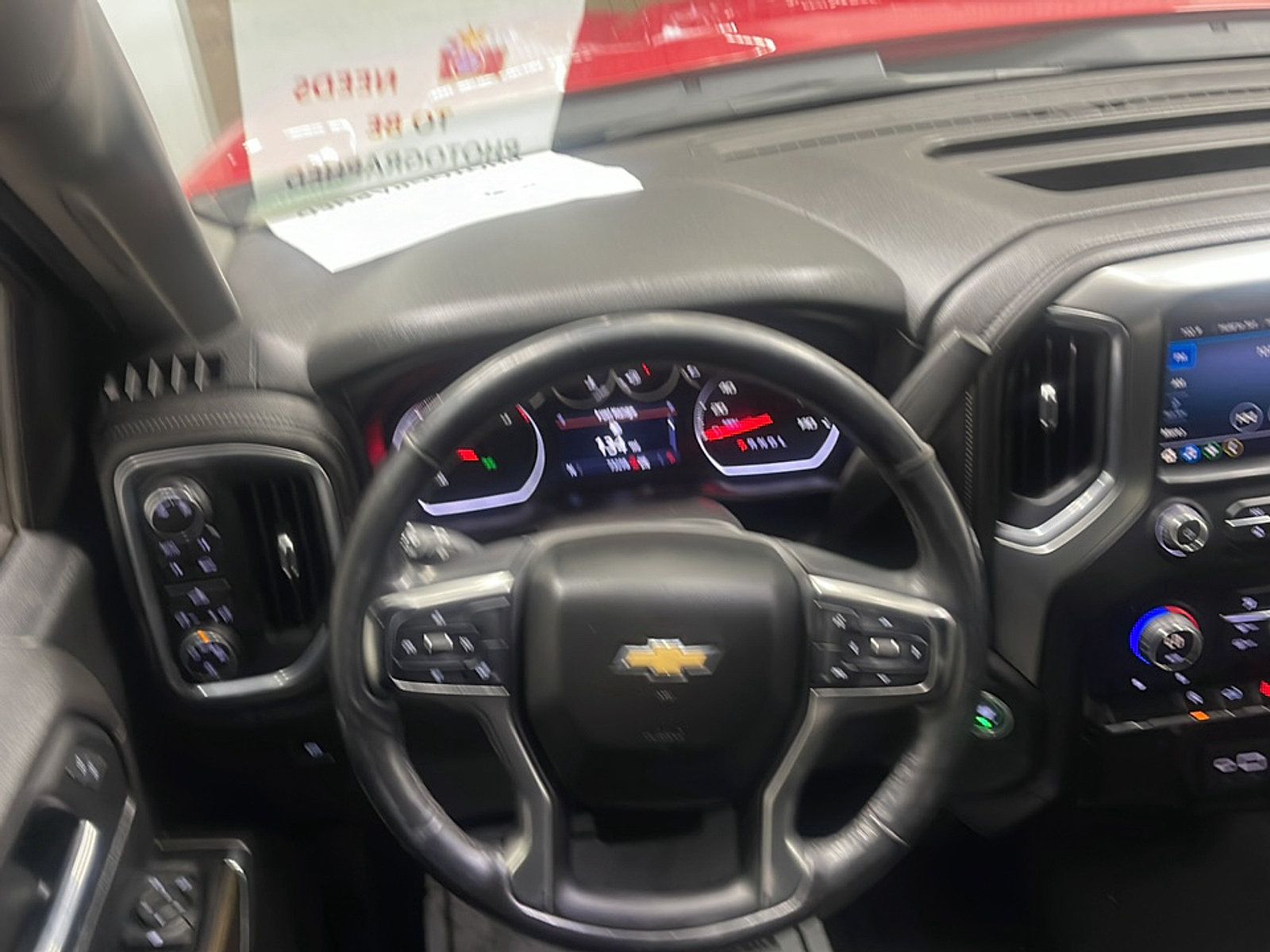 Used 2019 Chevrolet Silverado 1500 LT w/ All-Star Edition AWD/4WD image 3