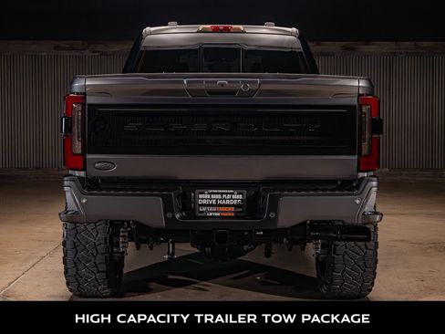 Used 2026 Ford F250 Platinum AWD/4WD image 8