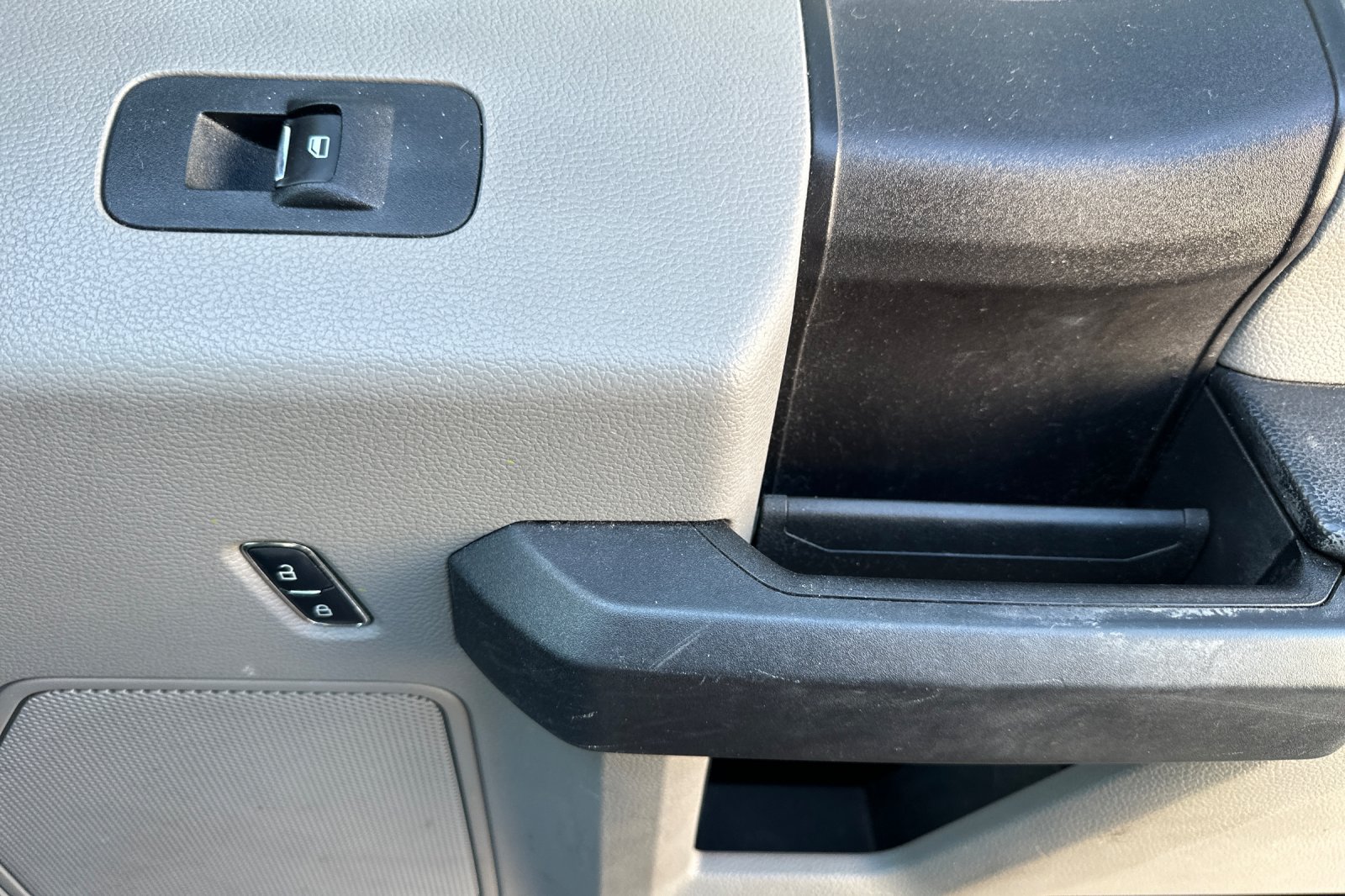 Used 2016 Ford F150 XL w/ Equipment Group 101A Mid RWD image 19