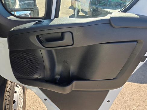 Used 2023 RAM ProMaster 2500 image 16