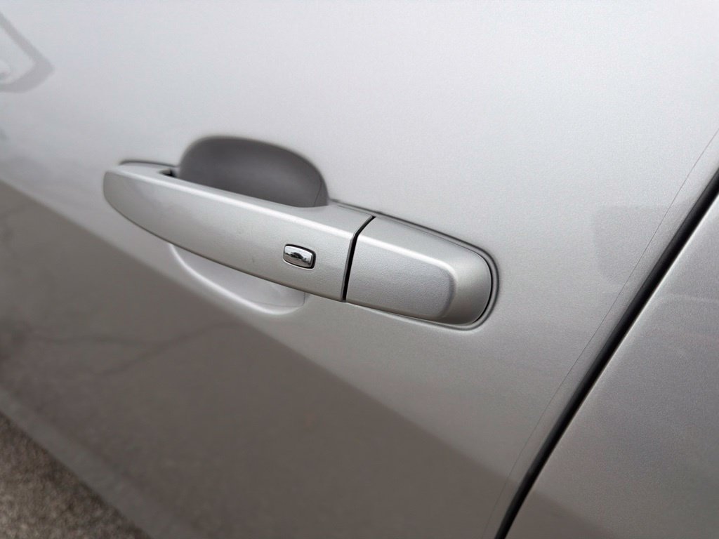 Used 2021 Chevrolet Malibu LT FWD image 11