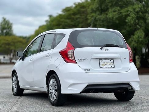 Used 2017 Nissan Versa Note SV FWD image 7