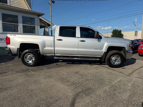 Used 2016 Chevrolet Silverado 2500 W/T w/ WT Convenience Package AWD/4WD image 6