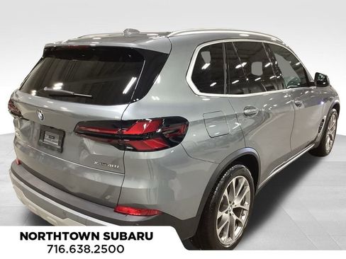Used 2025 BMW X5 xDrive40i w/ Parking Assistance Package image 8