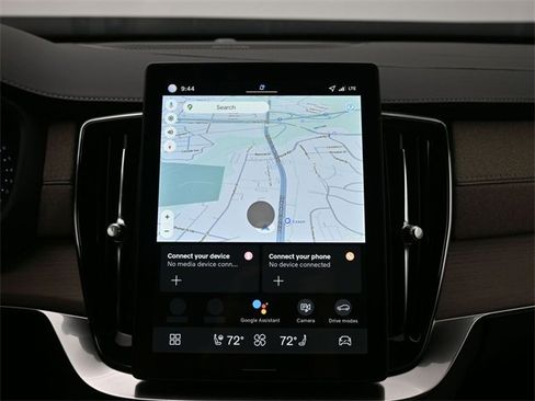 New 2026 Volvo XC90 B6 Plus w/ Protection Package Premier image 14