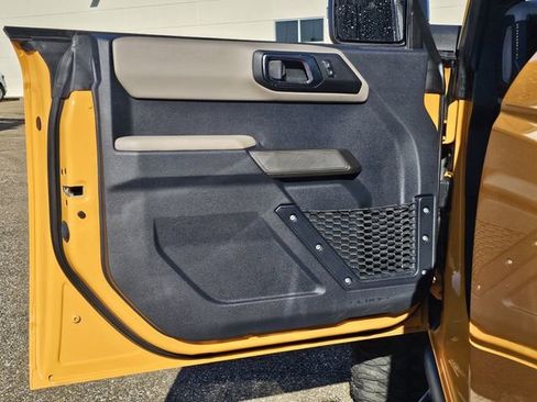 Used 2021 Ford Bronco Wildtrak image 15