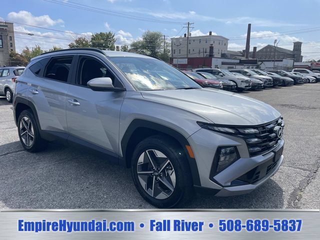 Certified 2026 Hyundai Tucson SEL Plus AWD/4WD image 2