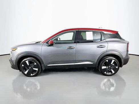 Used 2025 Nissan Kicks SR FWD image 5