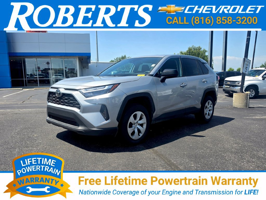 Used 2025 Toyota RAV4 LE AWD/4WD image 1