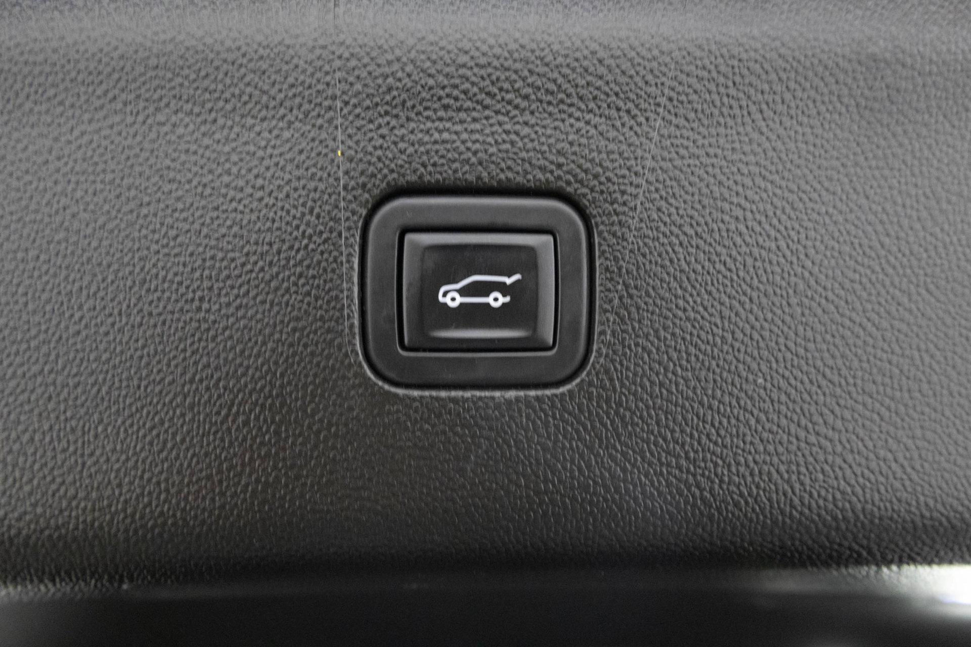 Used 2023 Buick Enclave Essence w/ Experience Buick Package AWD/4WD image 43