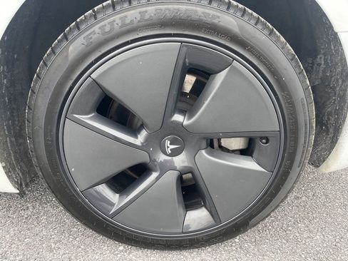 Used 2022 Tesla Model 3 Long Range image 12