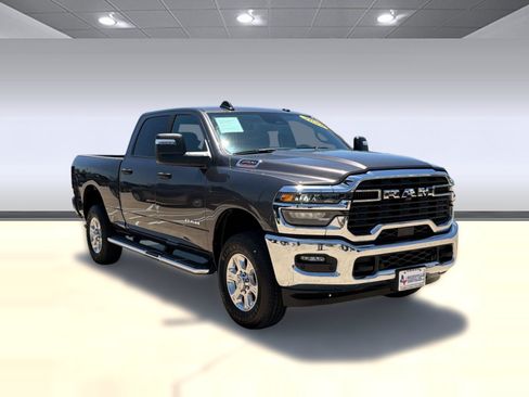 Used 2026 RAM 2500 Big Horn AWD/4WD image 7