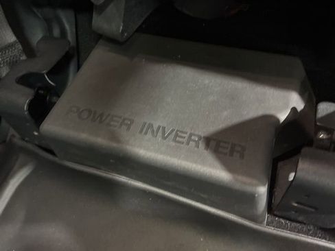 Used 2017 Ford F150 Lariat w/ Equipment Group 502A Luxury image 24