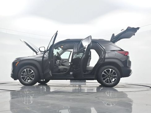 Used 2025 Chevrolet TrailBlazer LT FWD image 51