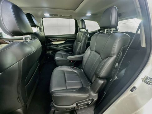 Used 2022 Subaru Ascent Touring w/ Popular Package #2A AWD/4WD image 29