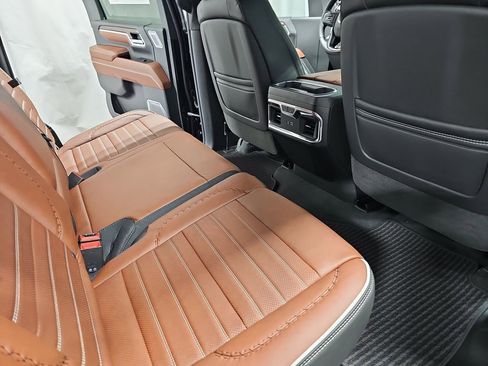 New 2025 GMC Sierra 2500 Denali Ultimate image 11