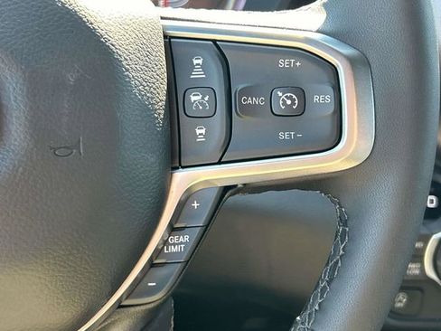 New 2026 RAM 1500 4x4 Crew Cab image 24