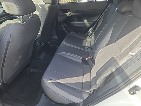 Certified 2025 Subaru Crosstrek 2.0i Premium image 30