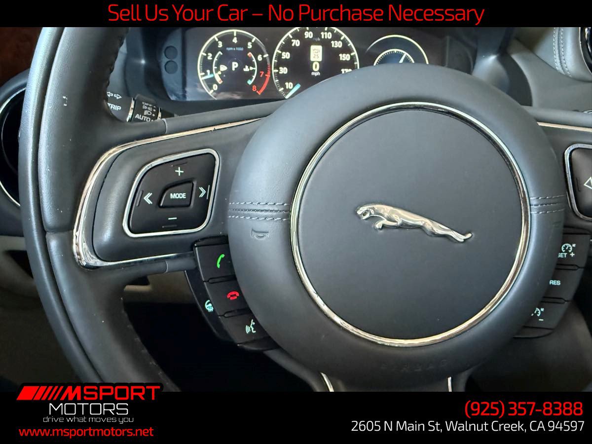 Used 2019 Jaguar XJ L Portfolio RWD image 28