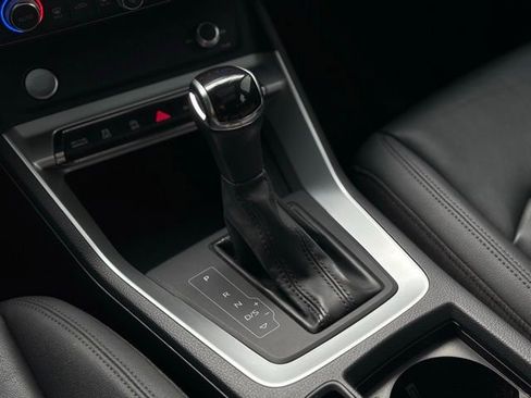 Used 2020 Audi Q3 2.0T Premium image 40