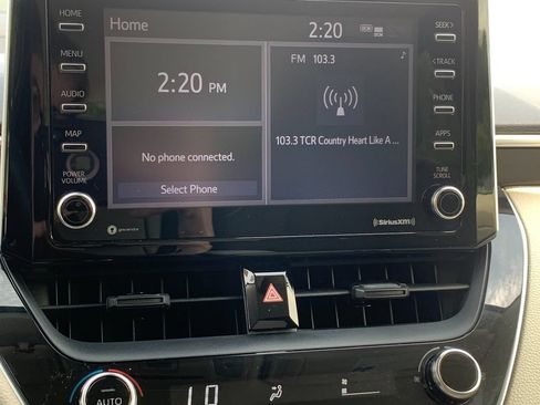 Used 2021 Toyota Corolla LE w/ Carpet Mat Package (TMS) FWD image 20