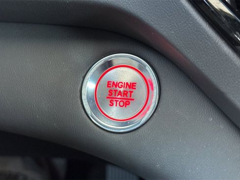 Certified 2025 Acura RDX SH-AWD image 27