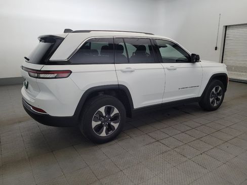 Used 2022 Jeep Grand Cherokee Limited 4xe w/ Luxury Tech Group II AWD/4WD image 10
