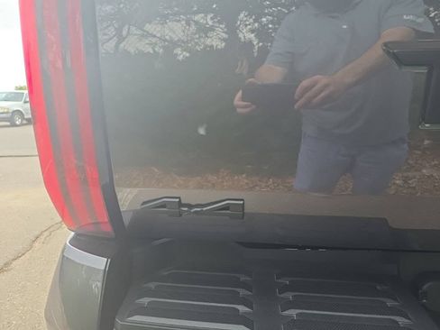 Used 2025 Toyota Tundra SR5 AWD/4WD image 6