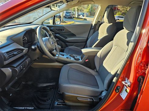 Used 2025 Subaru Crosstrek 2.0i Premium w/ Convenience Package #2 image 21