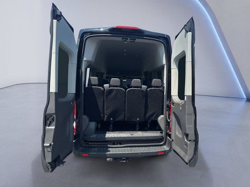 Used 2024 Ford Transit 350 XLT RWD image 9