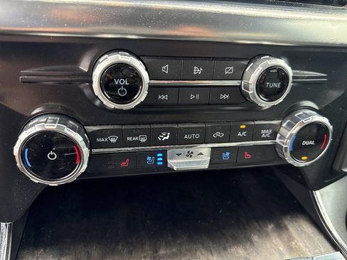 Used 2022 Ford F150 Lariat AWD/4WD image 14
