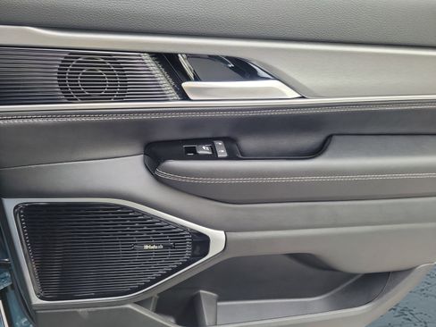 New 2026 Jeep Grand Wagoneer Limited AWD/4WD image 22