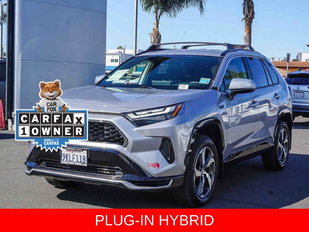 Used 2024 Toyota RAV4 SE AWD/4WD image 3