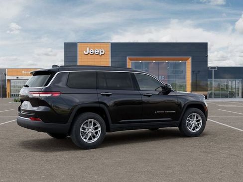 Used 2025 Jeep Grand Cherokee L Laredo w/ Luxury Tech Group I AWD/4WD image 4