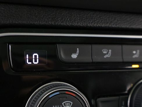 Used 2019 Volkswagen Atlas SEL AWD/4WD image 57