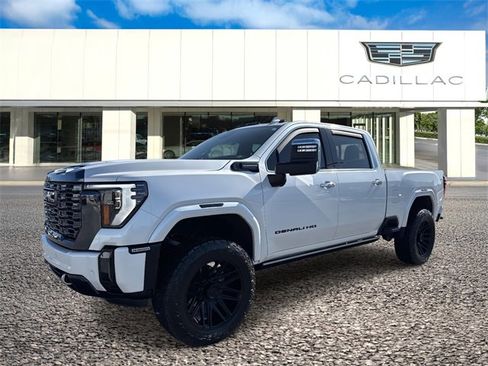 Used 2024 GMC Sierra 2500 Denali Ultimate image 1