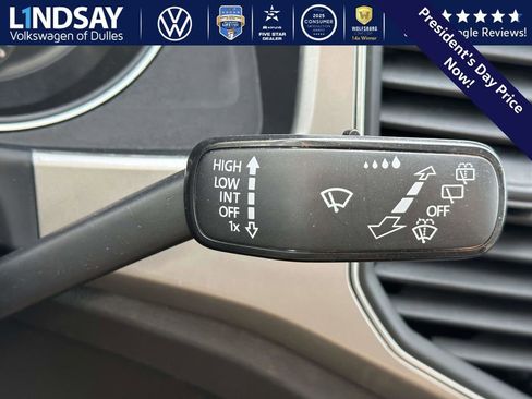 Used 2019 Volkswagen Atlas SE w/ Panoramic Sunroof Package image 24