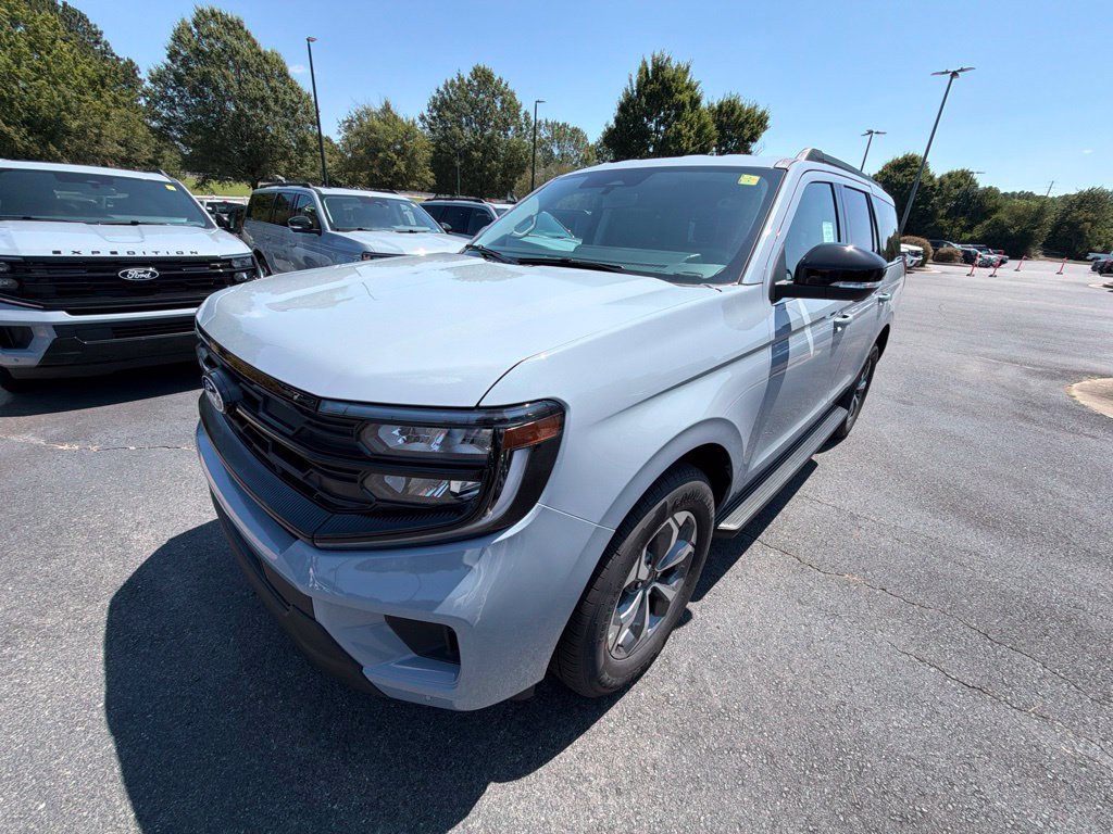 New 2027 Ford Expedition Active RWD image 21