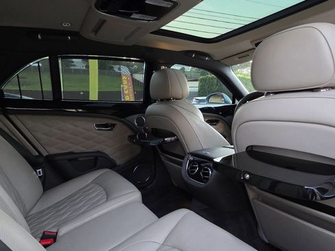 Used 2020 Bentley Mulsanne image 26
