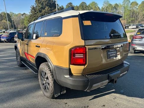 Used 2024 Toyota Land Cruiser image 13