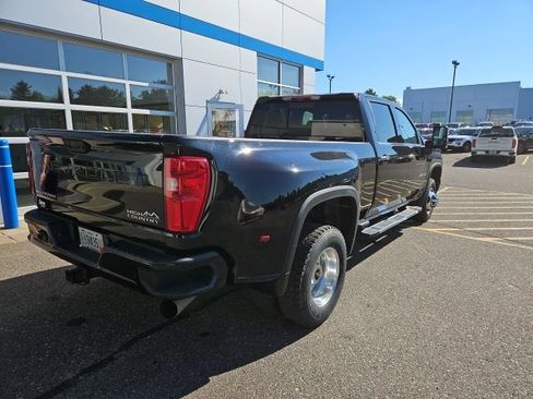 Used 2021 Chevrolet Silverado 3500 High Country AWD/4WD image 7