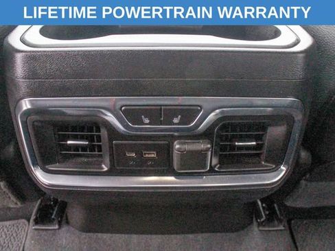 Used 2023 GMC Sierra 3500 Denali AWD/4WD image 17