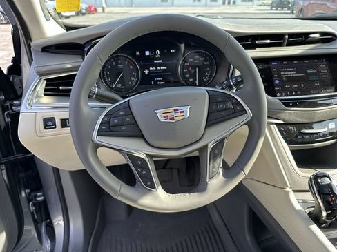 Used 2026 Cadillac XT5 Premium Luxury w/ Driver Assist Package AWD/4WD image 13