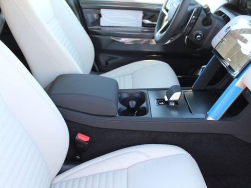 New 2025 Land Rover Discovery Sport S image 3