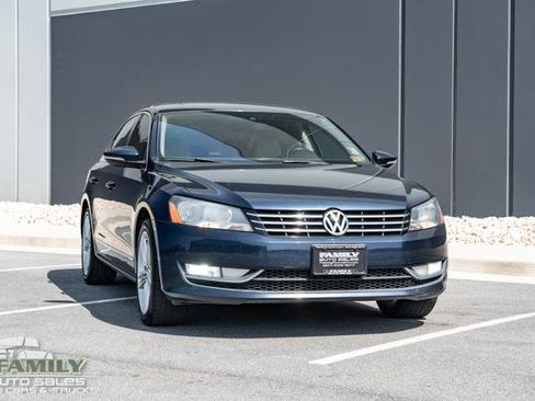 Used 2012 Volkswagen Passat TDI SEL Premium image 15