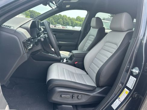 Used 2026 Honda CR-V Sport Touring image 9