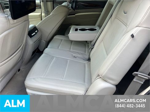 Used 2022 Cadillac Escalade Sport Platinum w/ LPO, ONYX Package image 29