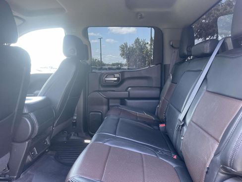 Used 2021 Chevrolet Silverado 1500 Custom Trail Boss AWD/4WD image 9