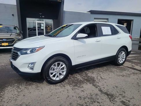 Used 2021 Chevrolet Equinox LT AWD/4WD image 2